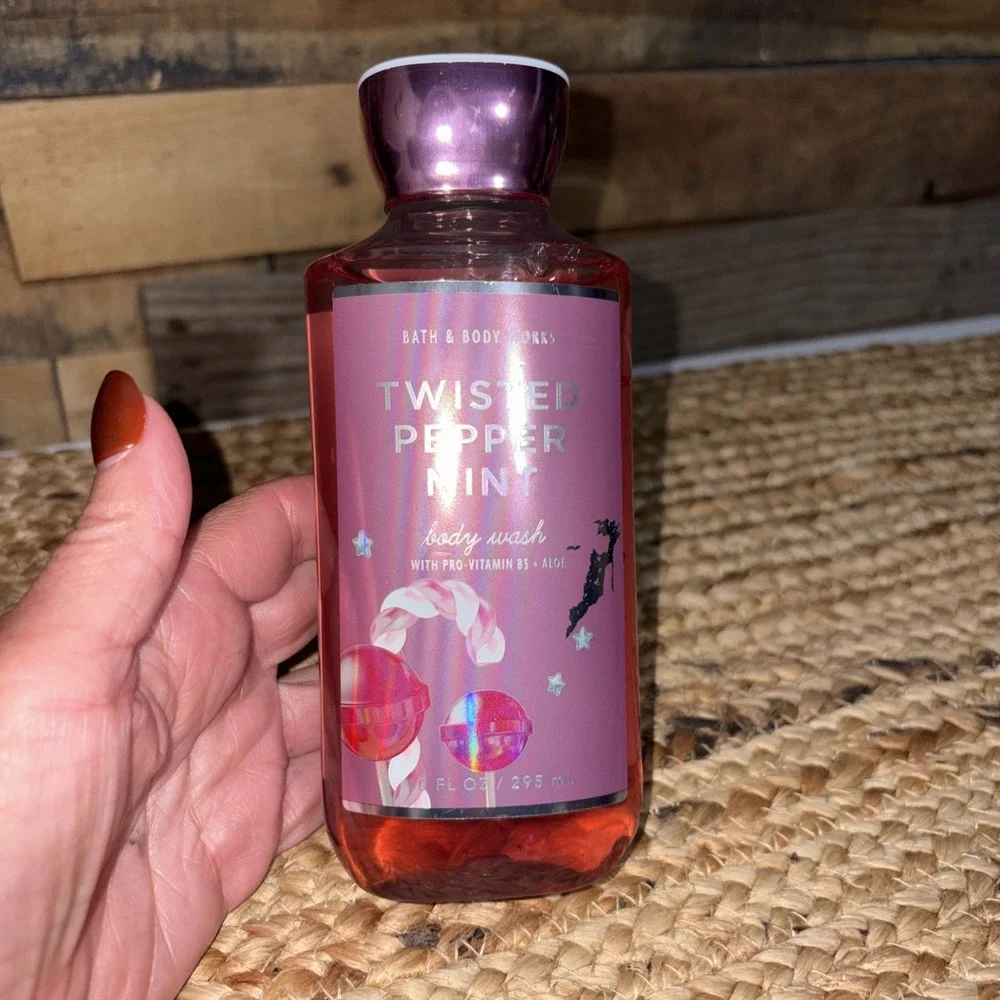 Bath & Body Works Twisted Peppermint Body Wash Shower Gel 10 oz
